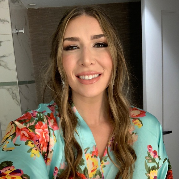 haleycur